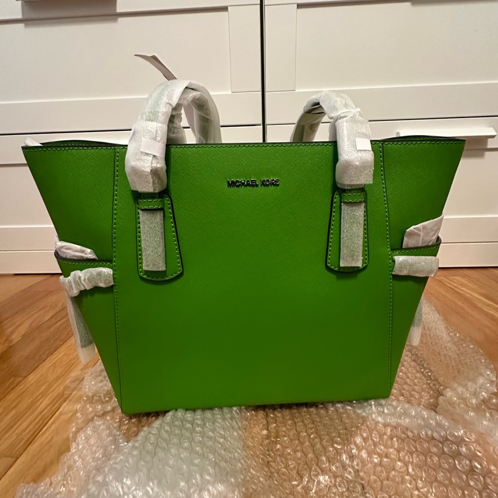 NWT Michael Kors Green Voyager Women's Bag